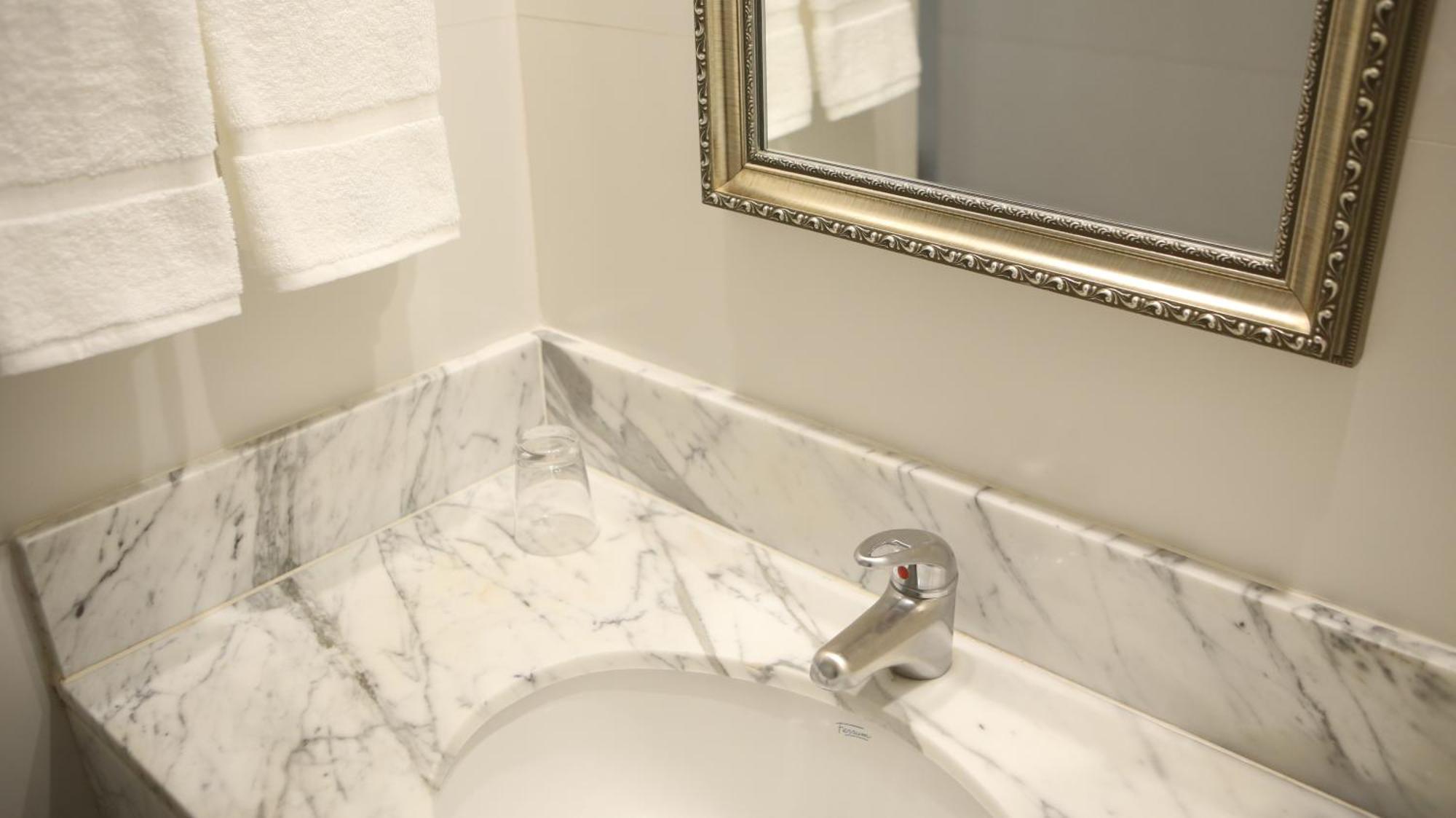 Carsson Hotel Downtown Buenos Aires — Photos 1